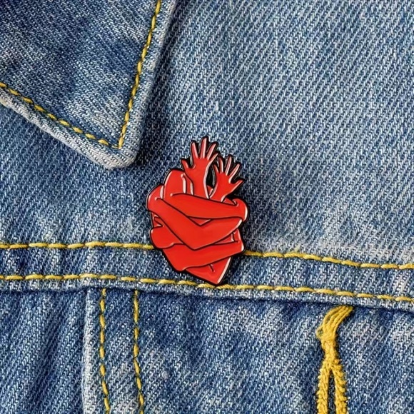 (3/$15) Heart Hug Enamel Pin - Picture 2 of 3